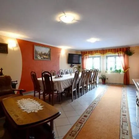 Watra Farm stay *
