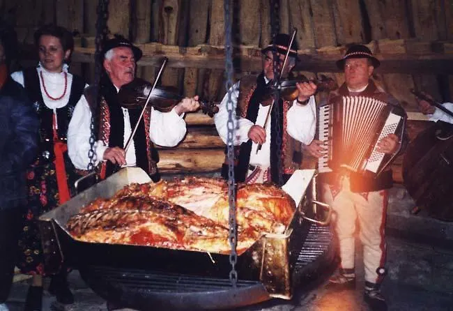 בית חווה Watra